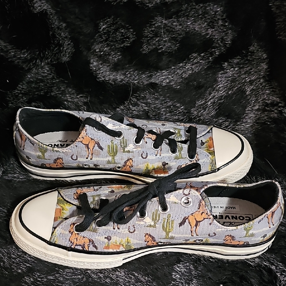 Converse Old Western